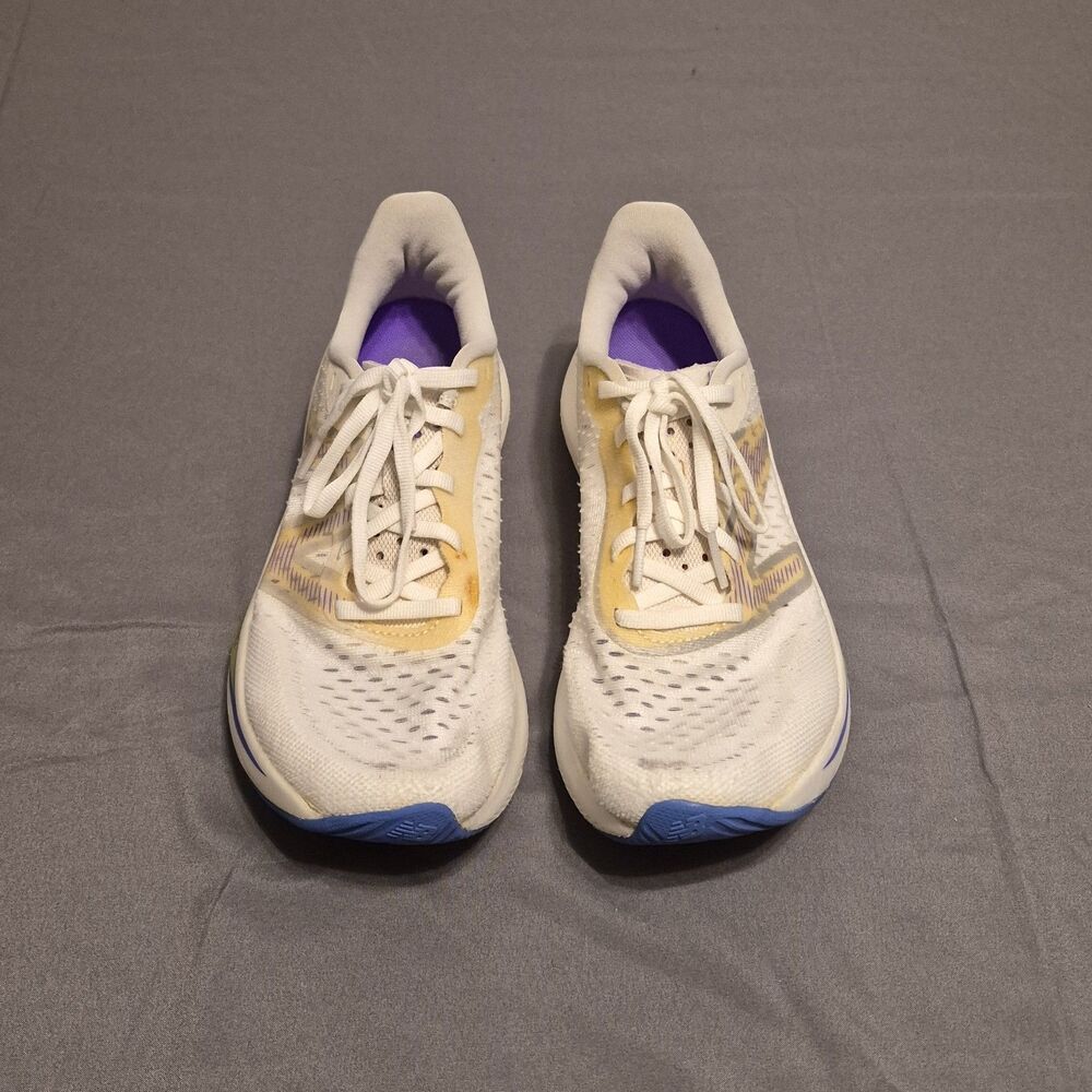 New Balance Fuelcell Rebel v3 Women Size 6.5 White Running Shoes Sneaker WFCXCC3